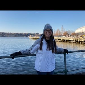 Meet your Posher, Katelyn